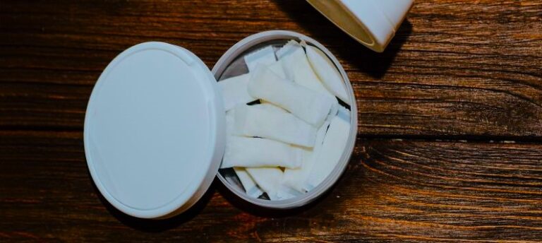 Снусот: Опасност која не смее да биде достапна за малолетници