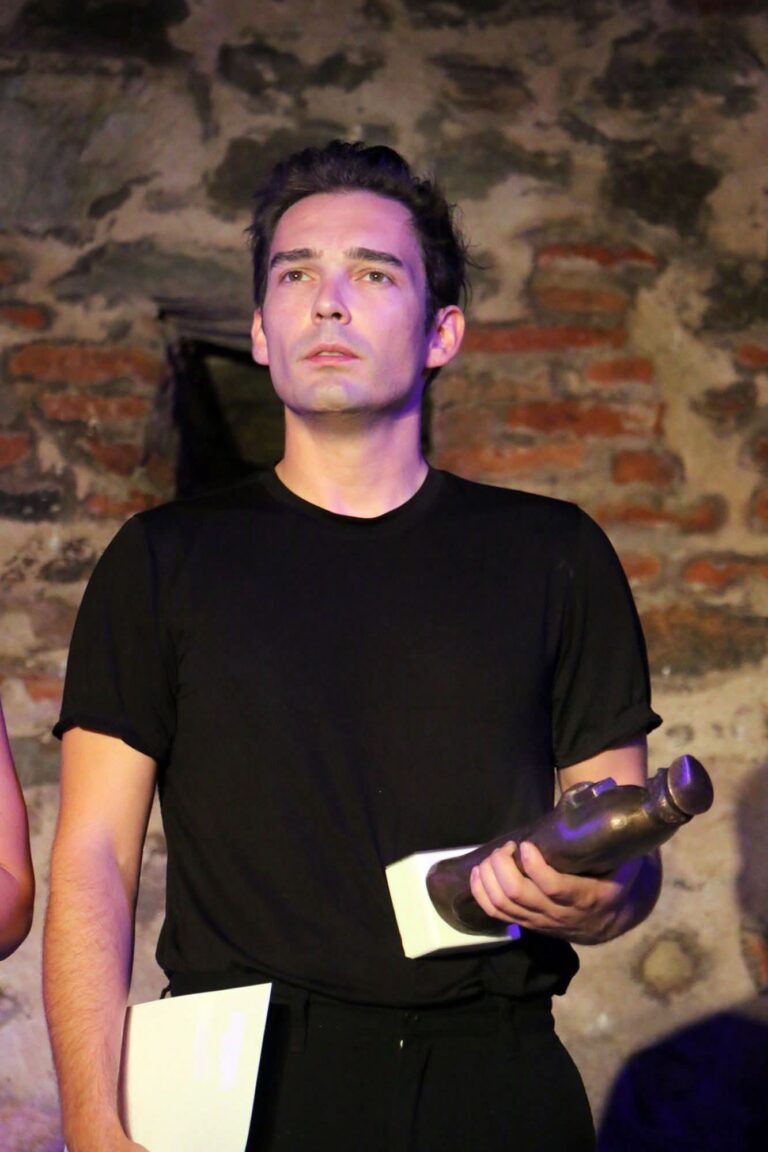 Прилепчанецот Исидор Јованоски ја освои наградата за најдобар актер на фестивалот „Театар во тврдина“!