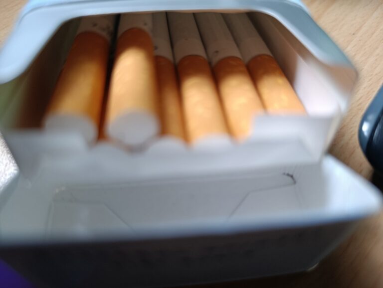 Од 29 септември поскапени цигарите за 10 денари по кутија