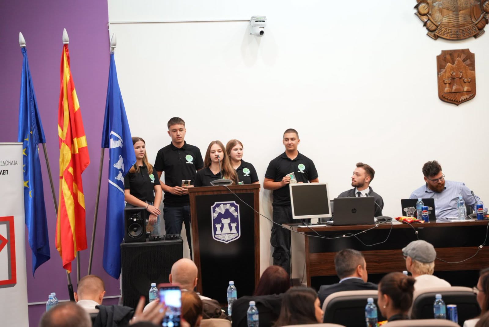 Од идеја до бизнис – младите од Прилеп го покажаа својот потенцијал – Одржан првиот настан за младинско претприемништво и бизнис-пичин