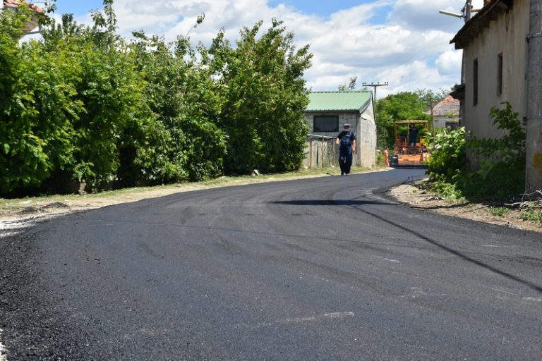 Целосен прекин на сообраќајот на патот кон Веселчани од 22 октомври